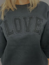 scott alan love 3/4 sleeve crew-neck